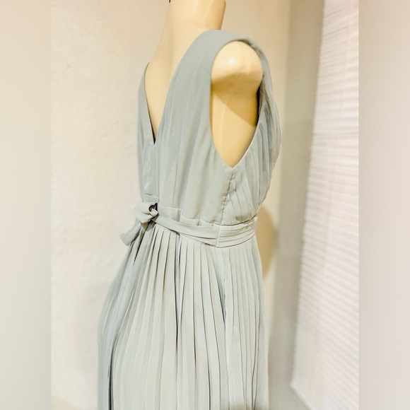 Little Mistress Pleated Lace Maxi Evening Dress in Sage colour Maternity dress 8 - Picture 11 of 15
